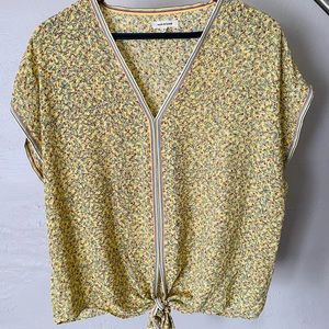 Super cute XL blouse by MAX STUDIO